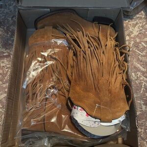 Tanner Mark Fringed Tan Boots